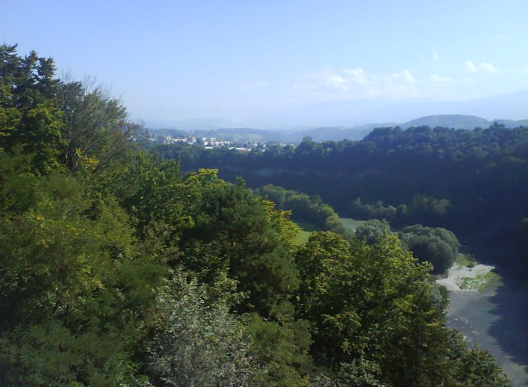 Reiki-Fribourg - Vue sud-est en direction de Marly